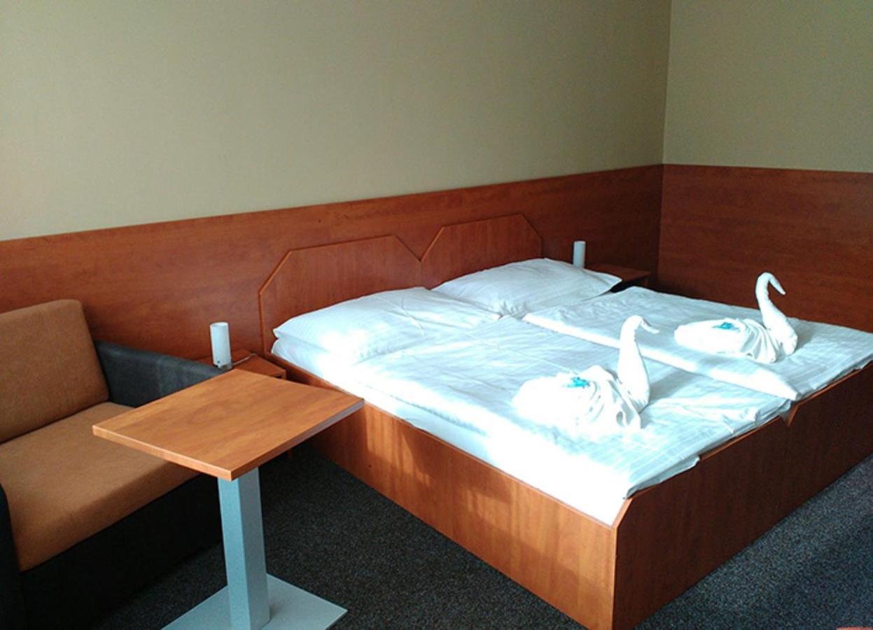 Hotel Panorama Teplice Extérieur photo
